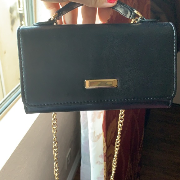 On Sale‼️:Black leather wallet bag - Picture 4 of 10